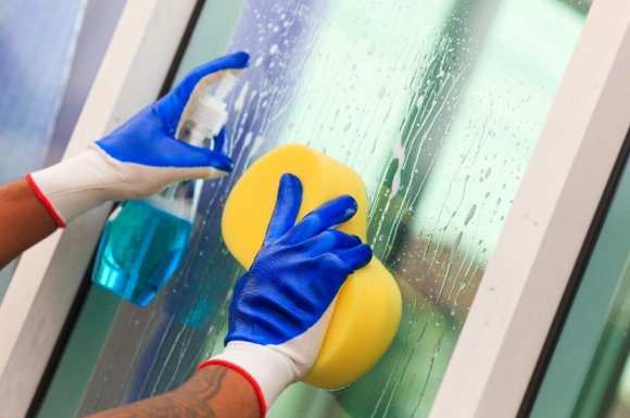Professionnel pour nettoyer les vitres de véranda à Vienne