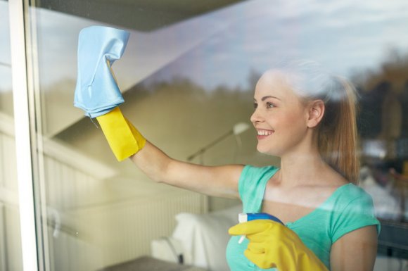 Professionnel pour le nettoyage de vitres à Chuzelles
