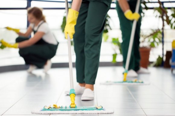 Professionnel pour nettoyage en milieu hospitalier à Vienne